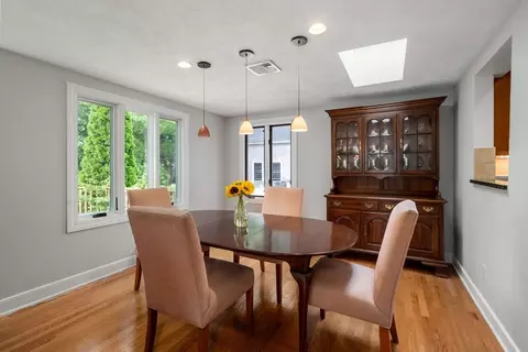 10 Strathmore Rd, Wellesley, MA 02482 photo 8