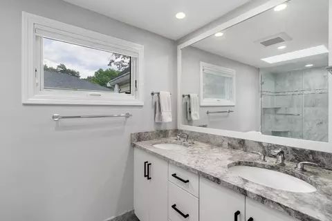 10 Strathmore Rd, Wellesley, MA 02482 photo 15