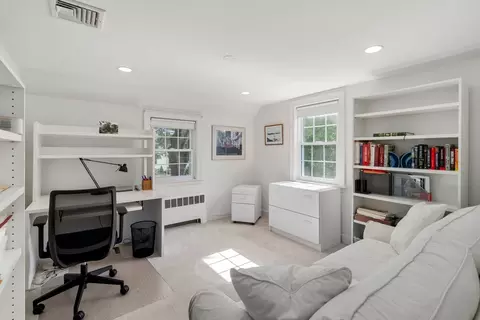 10 Strathmore Rd, Wellesley, MA 02482 photo 19