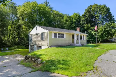 226 Haverhill St, Rowley, MA 01969