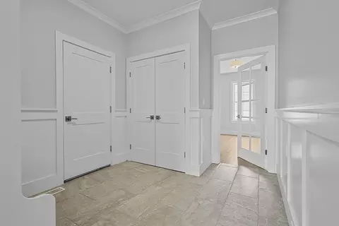 34 Mary Chilton Rd, Needham, MA 02492 photo 2