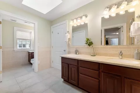 47 Frank St, Needham, MA 02494 photo 22