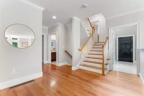 47 Frank St, Needham, MA 02494 photo 4
