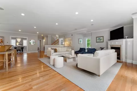 47 Frank St, Needham, MA 02494 photo 6