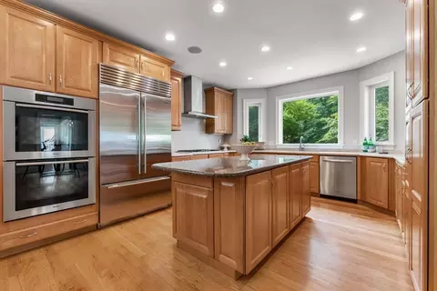47 Frank St, Needham, MA 02494 photo 10