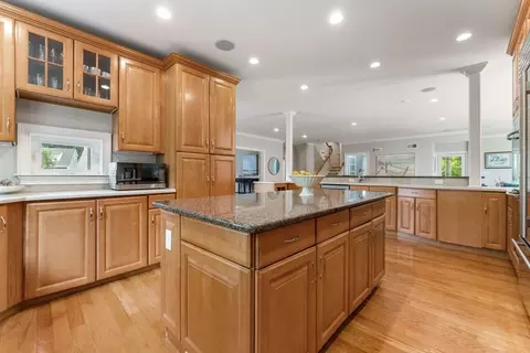 47 Frank St, Needham, MA 02494 photo 9