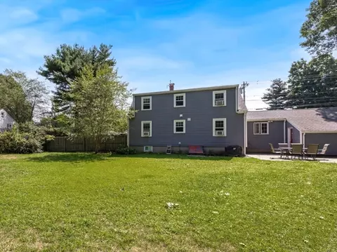 Exterior - 2 Brimbal Ave, Beverly, MA 01915 photo 8 of 11