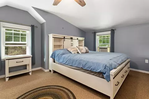 Bedroom - 2 Brimbal Ave, Beverly, MA 01915 photo 1 of 4