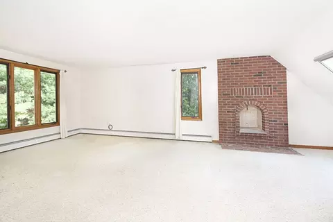 Living - 30 Glenview St, Upton, MA 01568 photo 4 of 5