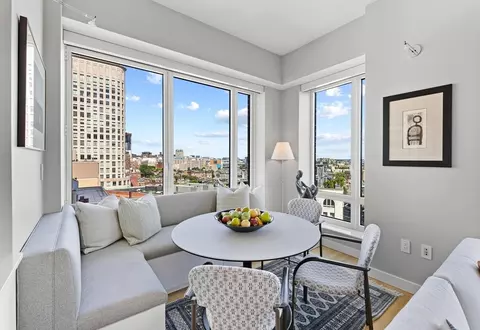 400 Stuart #15C, Boston, MA 02116