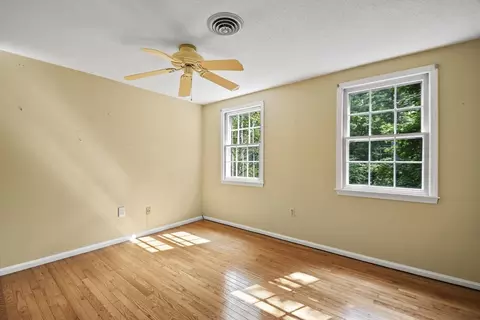 573 Main St, Dunstable, MA 01827 photo 27
