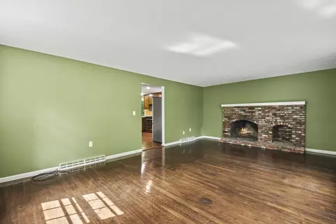 573 Main St, Dunstable, MA 01827 photo 12