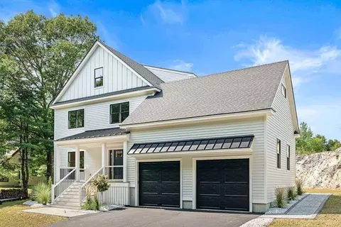 26 Acorn Ave, Wakefield, MA 01880