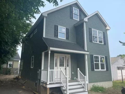 90 Lupine Rd, Lowell, MA 01850