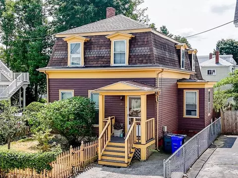 20 Mount Vernon St, Malden, MA 02148