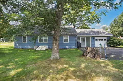 Exterior - 67 Jeffrey Rd, Springfield, MA 01119 photo 4 of 5