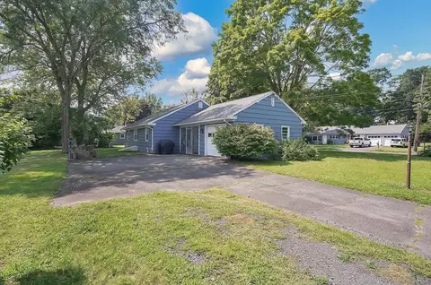 Exterior - 67 Jeffrey Rd, Springfield, MA 01119 photo 3 of 5