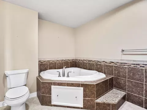 491 Dutton #405, Lowell, MA 01854 photo 15