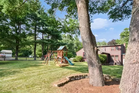 Exterior - 20 Windsor Dr, Ashland, MA 01721 photo 10 of 11