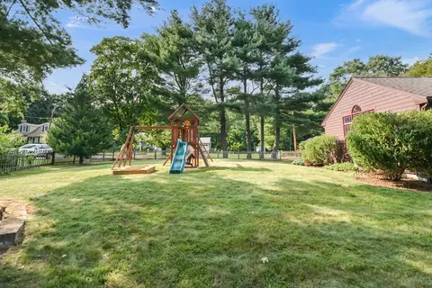 Exterior - 20 Windsor Dr, Ashland, MA 01721 photo 8 of 11