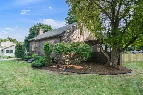 Exterior - 20 Windsor Dr, Ashland, MA 01721 photo 3 of 11