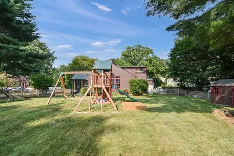 Exterior - 20 Windsor Dr, Ashland, MA 01721 photo 11 of 11