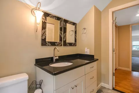 Bath - 20 Windsor Dr, Ashland, MA 01721 photo 5 of 5