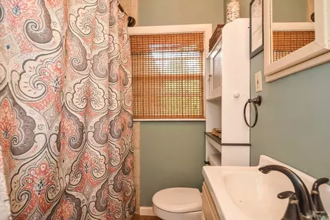 Bath - 20 Windsor Dr, Ashland, MA 01721 photo 1 of 5