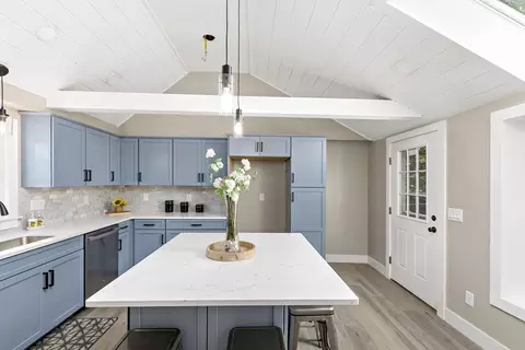 53 Monument Neck Rd, Bourne, MA 02532 photo 11
