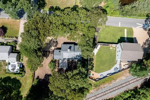 53 Monument Neck Rd, Bourne, MA 02532 photo 8