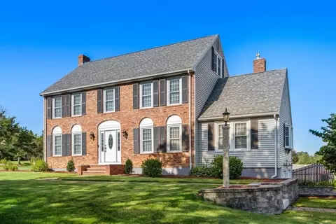 163 Old Farm Rd, North Andover, MA 01845