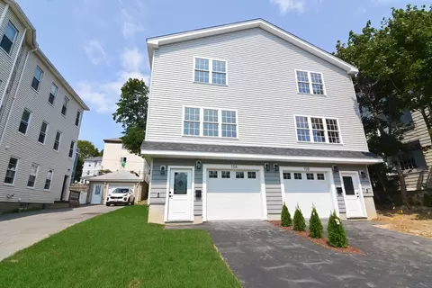 15 Mars St # A, Worcester, MA 01607
