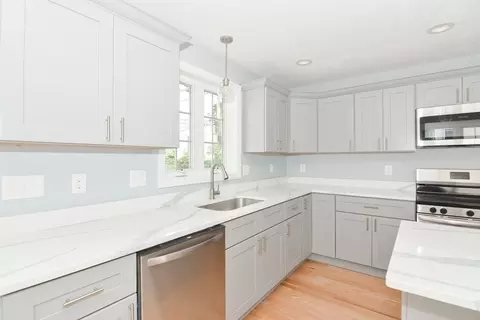 15 Mars St # B, Worcester, MA 01607 photo 13