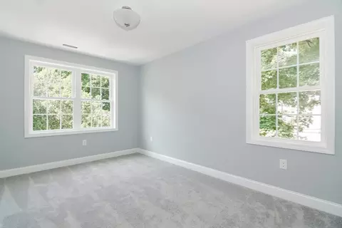 15 Mars St # B, Worcester, MA 01607 photo 34