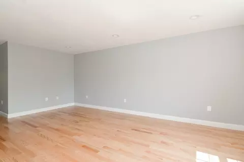 15 Mars St # B, Worcester, MA 01607 photo 22