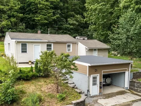 83 Chatanika Ave, Worcester, MA 01602 photo 2
