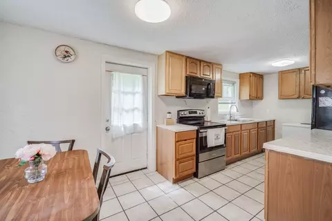 83 Chatanika Ave, Worcester, MA 01602 photo 19
