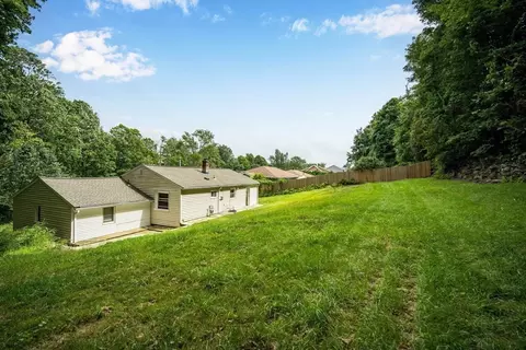 83 Chatanika Ave, Worcester, MA 01602 photo 5