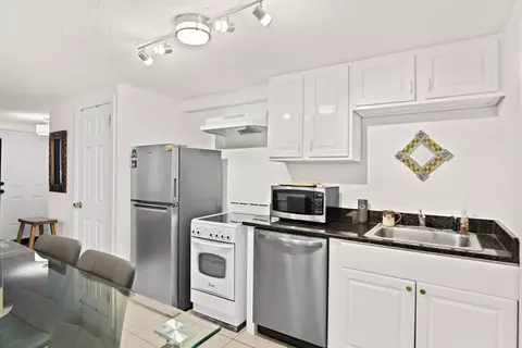 243 Lake St #1, Waltham, MA 02451