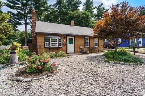 4 Yorks Rd, Framingham, MA 01701 photo 2