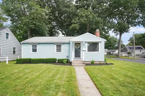 271 Connecticut Ave, Springfield, MA 01104