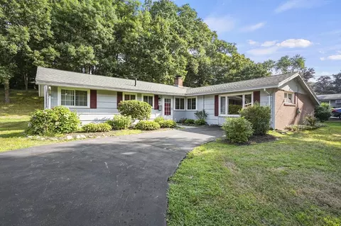 55 Griffin Rd, Framingham, MA 01701