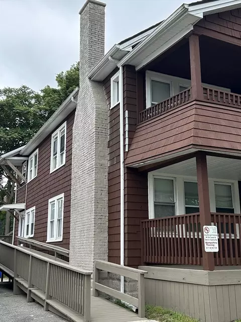 96-98 Clifton Ave, Springfield, MA 01105