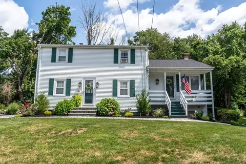 16 Bates St, Mendon, MA 01756
