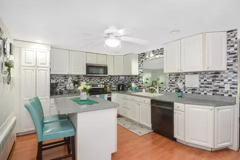 9 Flagg Dr, Framingham, MA 01702 photo 3