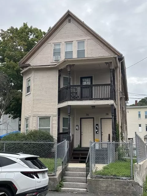 36-38 Green St, Fitchburg, MA 01420