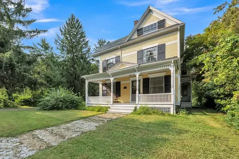 Exterior - 99 Summer St, Barre, MA 01005 photo 2 of 7