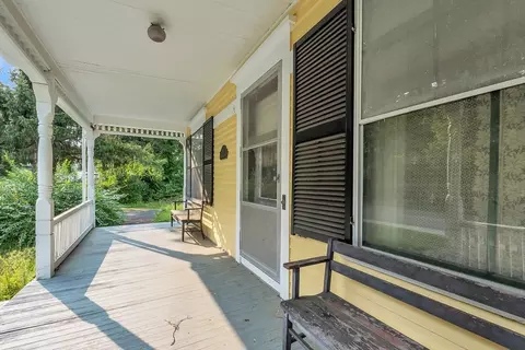 Exterior - 99 Summer St, Barre, MA 01005 photo 7 of 7