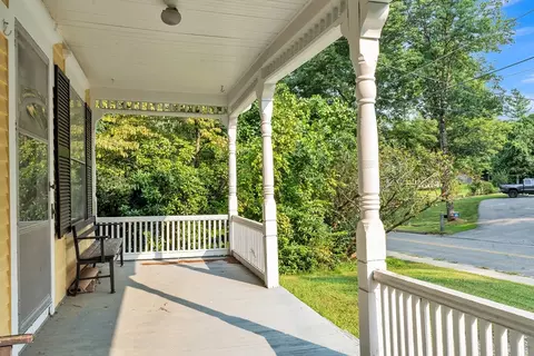 Exterior - 99 Summer St, Barre, MA 01005 photo 6 of 7