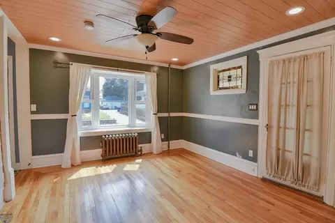 Living - 360 Doherty St, Fall River, MA 02720 photo 3 of 5